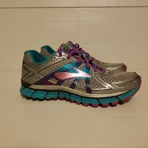 Brooks GTS 17 Women's Running Shoes